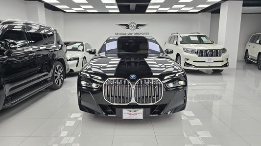 BMW 7 Series i7 xDRIVE60 M Package 2023