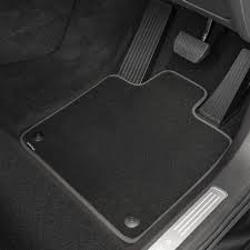 Toyota Tundra Carpet Floor Mats (Black)