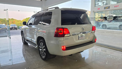 Toyota Land Cruiser Zx Full House 2015