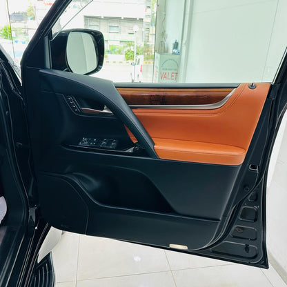 Lexus LX Series 570 2017