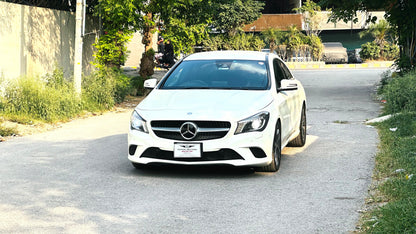 Mercedes Benz CLA Class 180 2015