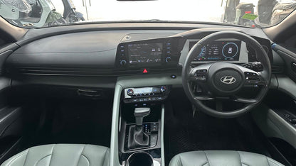 Hyundai Elantra Hybrid  2024