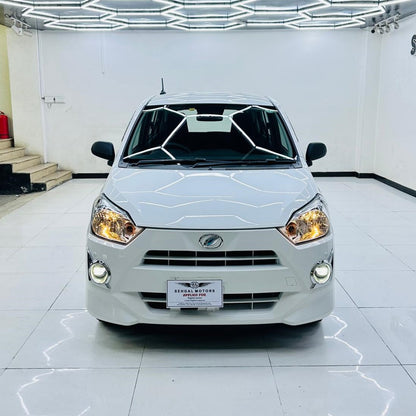 Daihatsu mira L SA3 4WD 2022