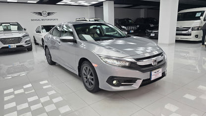 Honda Civic Oriel 1.8 i-VTEC CVT 2020
