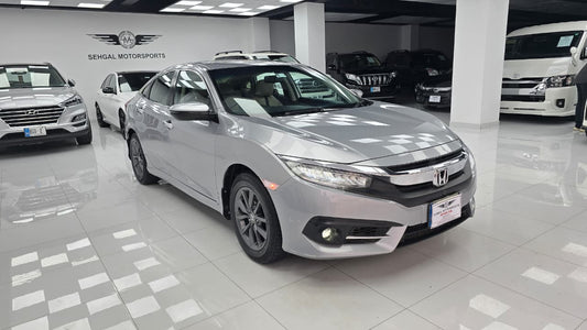 Honda Civic Oriel 1.8 i-VTEC CVT 2020