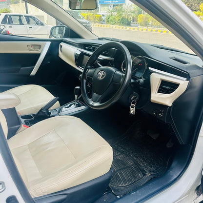 Toyota Corolla Altis 1.6 A/T 2015