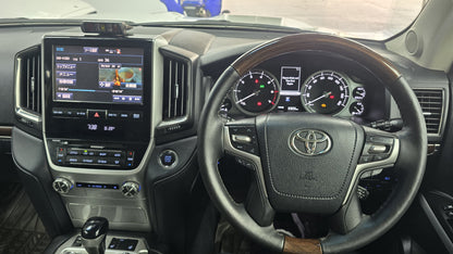 Toyota Land Cruiser AxG Selection  2016