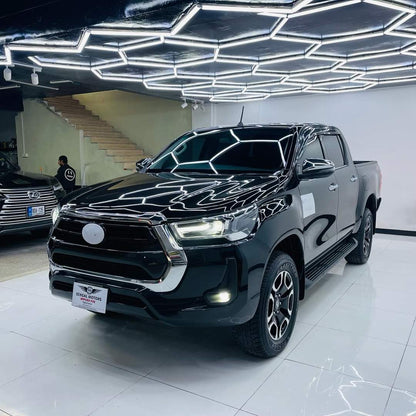 Toyota Hilux Revo V 2.8D 2025