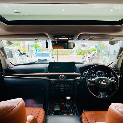 Lexus LX Series 570 2017