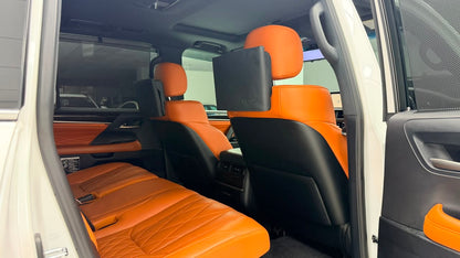 Lexus LX 570 Black Sequence 2020