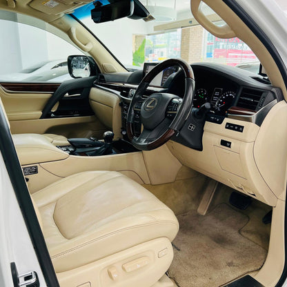 Lexus LX Series LX 570 2016