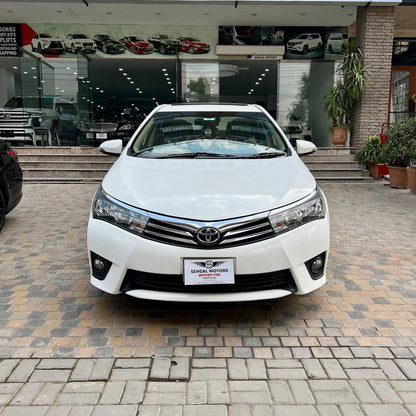 Toyota Corolla ALTIS GRANDE CVT-i 1.8 2016