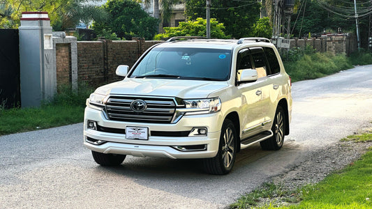 Toyota Land Cruiser ZX 4.6 Petrol 2016