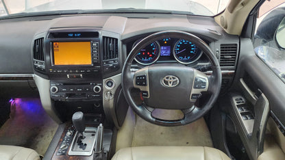 Toyota Land Cruiser Zx Full House 2009