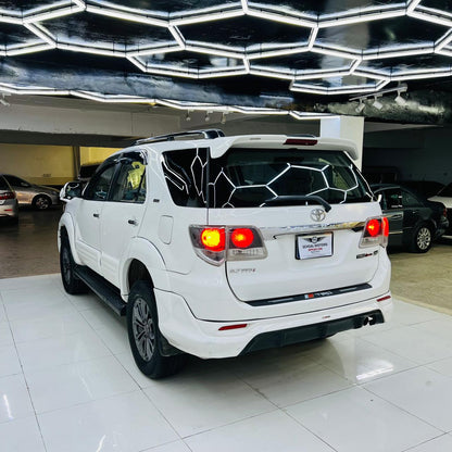 Toyota Fortuner V TRD Sportivo 2015