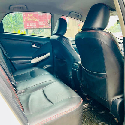 Toyota Prius S Package  2013