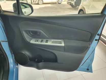 Toyota Vitz F1.0 2014