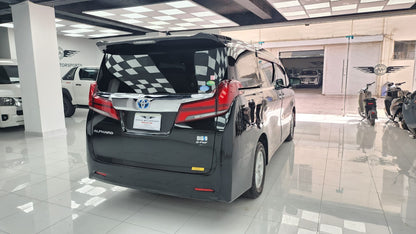 Toyota Alphard 2500cc Hybrid 2019