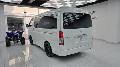 Toyota Hiace GL 2023