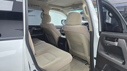 Toyota Land Cruiser Ax 2011