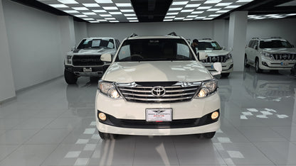 Toyota Fortuner 2.7 Petrol 2015