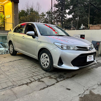 Toyota Corolla Axio Hybrid   2018