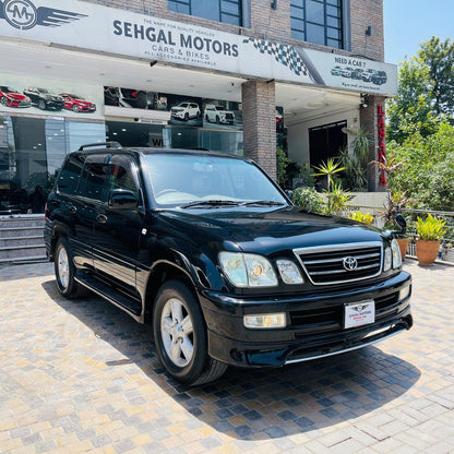 Toyota Land Cruiser Cygnus Model 2006