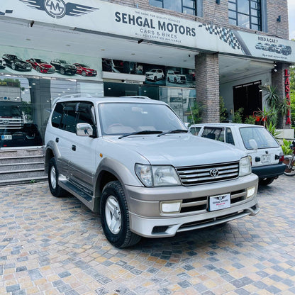 Toyota Land Cruiser TZ Model 2000