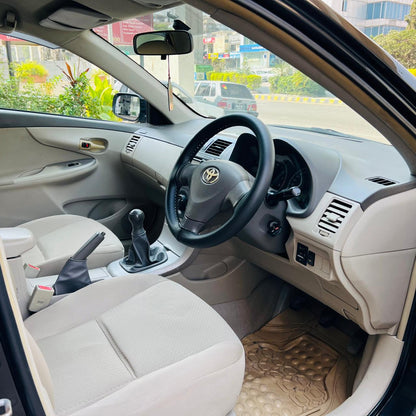 Toyota Corolla GLI 1.3 M/T 2010