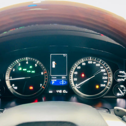Lexus LX Series 570 2017