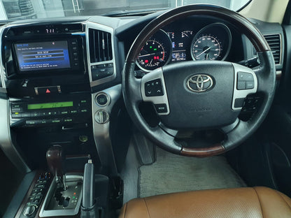 Toyota Land Cruiser Zx 2015