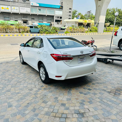 Toyota Corolla Altis 1.6 A/T 2015