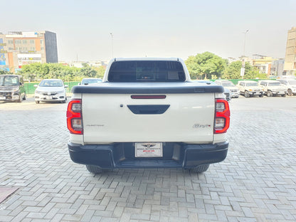 Toyota Hilux Revo V 2.8D 2021