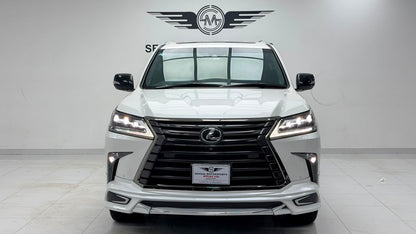 Lexus LX 570 Black Sequence 2020