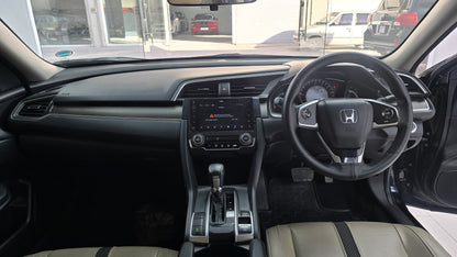 Honda Civic  Oriel 1.8 i-VTEC CVT  2019