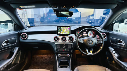 Mercedes Benz CLA Class 180 2015