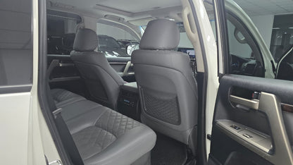 Toyota Land Cruiser Zx Full House 2010