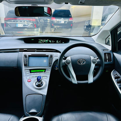 Toyota Prius S LED  2013