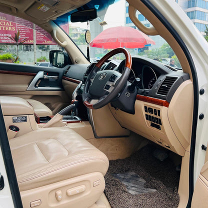 Toyota Land Cruiser ZX 2013