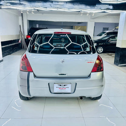 Suzuki Swift DLX 1.3 M/T 2014