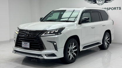 Lexus LX 570 Black Sequence 2020