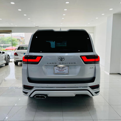 Toyota Land Cruiser LC 300 ZX 2022