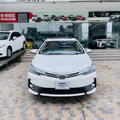 Toyota Corolla Grande Model 2017