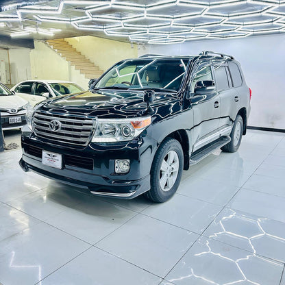 Toyota Land Cruiser AX 4.6 Petrol 2012