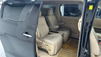 Toyota Alphard 2.4L Hybrid 2012