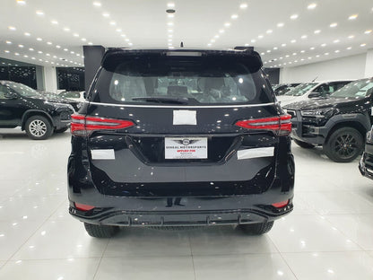 Toyota Fortuner GR-S 2025