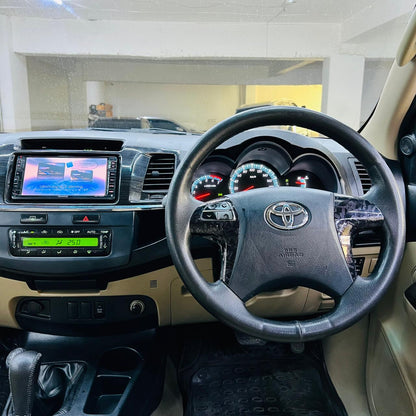 Toyota Fortuner V TRD Sportivo 2015