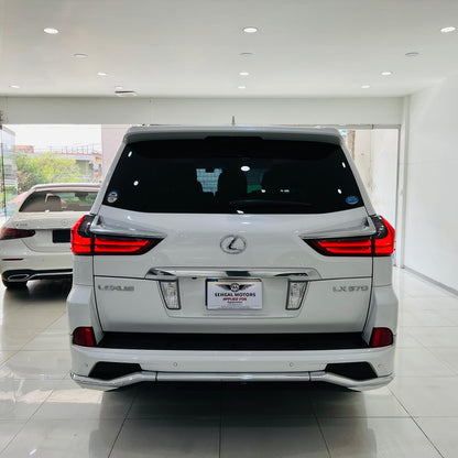 Lexus LX Series LX 570 2016