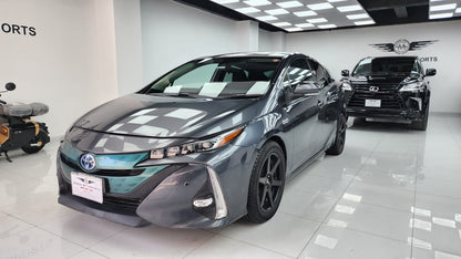 Toyota Prius PHV 2017