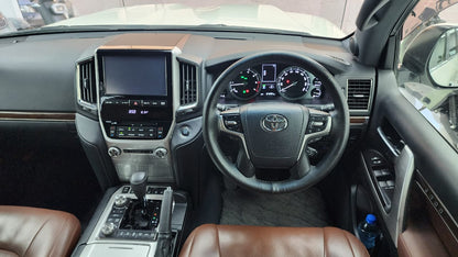Toyota Land Cruiser Zx Full House 2016